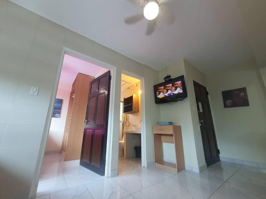 R9-9 Funcional Y Centrico Apto. Apartment *